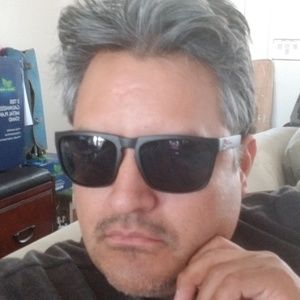 Meet your Posher, Victor